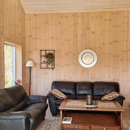 Holiday Cabin In Beautiful Surroundings วราดาล ภายนอก รูปภาพ